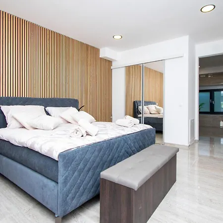 In With Sauna Brodarica (Sibenik-Knin)