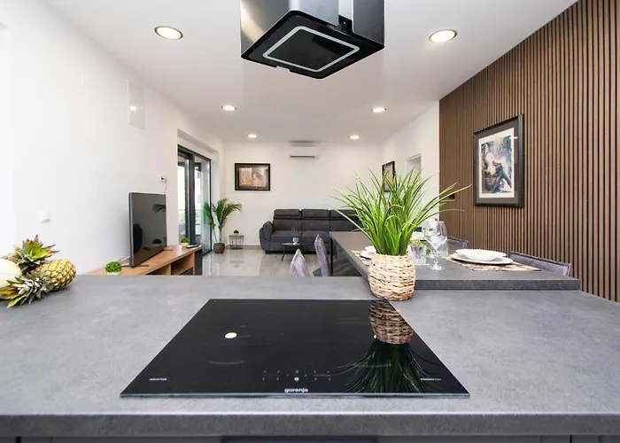 Appartement In With Sauna Brodarica (Sibenik-Knin)